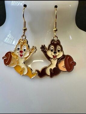 Playful Chipmunk Acorn Enamel Dangle Earrings - Yellow & Brown